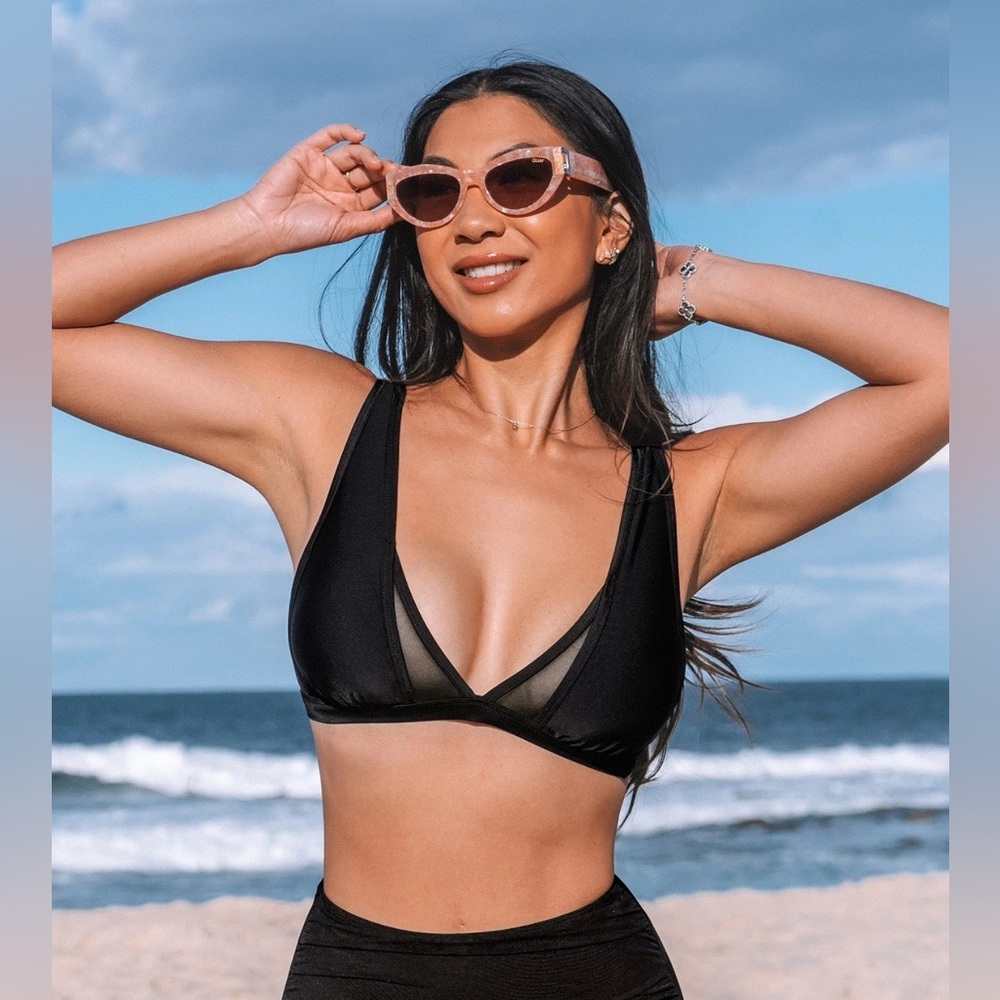 Cupshe Onyx Mesh Bikini Top Black Women’s Size Medium NWT